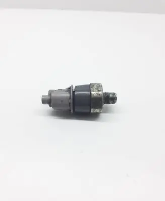 Toyota RAV 4 (XA30) Oil pressure sensor 