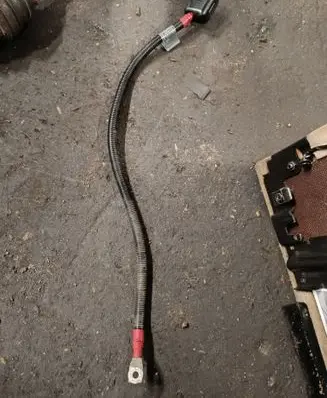 BMW X5 E53 Positive cable (battery) 779135201 7791352
