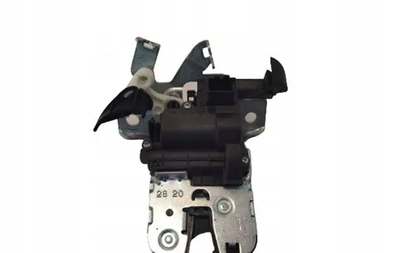 Audi A8 S8 D5 Tailgate/trunk/boot lock/catch/latch 8W0827503