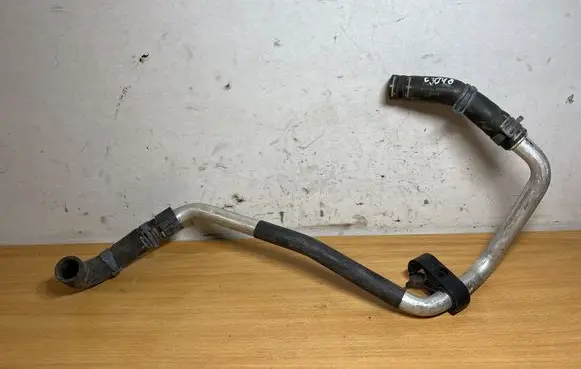 Volkswagen Touareg II Engine coolant pipe/hose 7P0815983 C3048