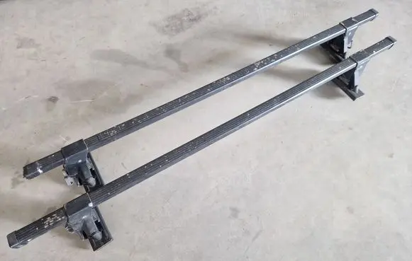 Mitsubishi Pajero Sport I Roof transverse bars on the 