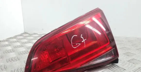 Volkswagen Golf VII Tailgate rear/tail lights 5G0945094AC