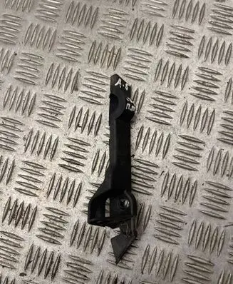 Audi A5 8T 8F Front bumper mounting bracket 8t0807284