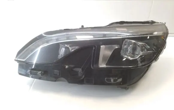 Peugeot 3008 II Headlight/headlamp 9826572780 90089469