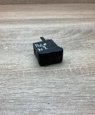 Volkswagen Caddy Windscreen/window heater switch 6N1959621