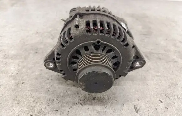 Opel Meriva A Generator/alternator 