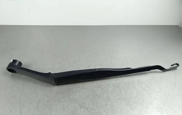 KIA Stinger Front wiper blade arm 
