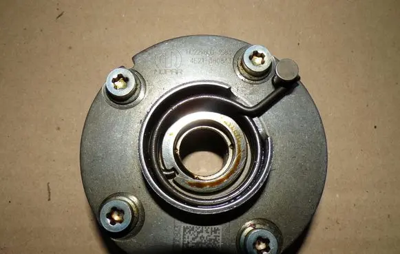 Fiat Panda III Camshaft vanos timing valve 463413030