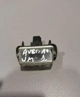 Toyota Auris E180 Number plate light