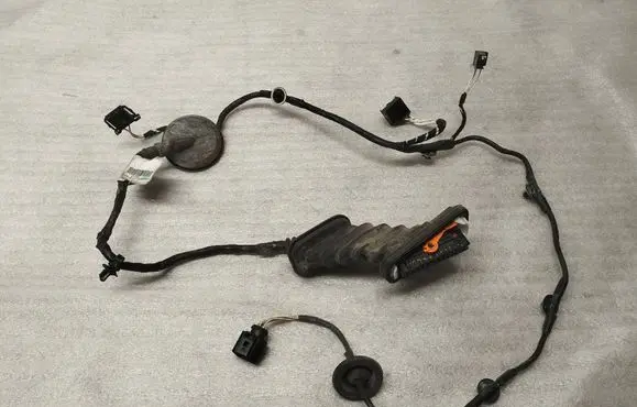 Volkswagen Amarok Rear door wiring loom 2H7971694G