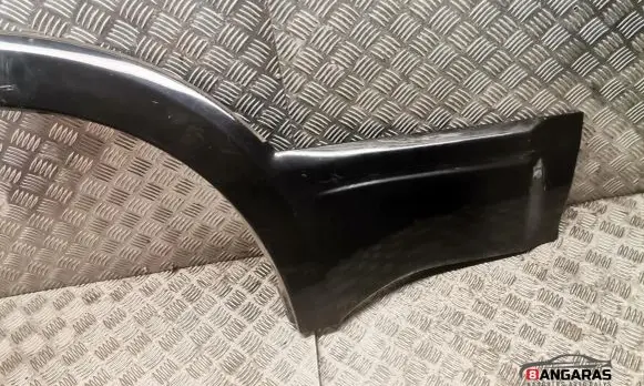 Mitsubishi Pajero Rear door trim (molding) mn117292
