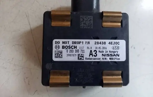 Nissan X-Trail T32 Distronic sensor radar 284384EL0C 0203300711 39R07079