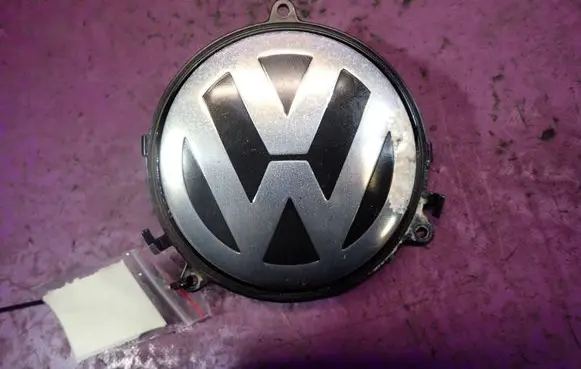 Volkswagen Golf IV Tailgate/trunk/boot exterior handle 1K0827469D