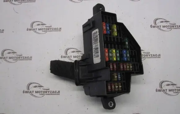 Audi A3 S3 8P Fuse module