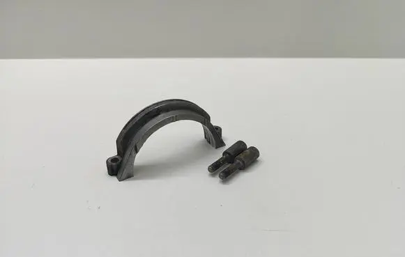 BMW 5 E60 E61 Camshaft holder 2247058 224705804
