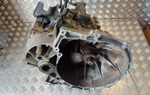 Mazda 3 II Manual 5 speed gearbox 6M5R7002YC