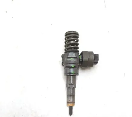 Volkswagen Sharan Fuel injector 038130073R