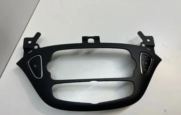 Opel Corsa E Radio/GPS head unit trim 13391249