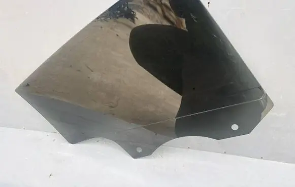 Tesla Model Y Rear door window glass 165843200A