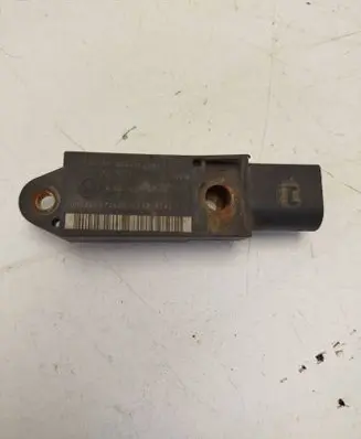 Mercedes-Benz CLS C219 Airbag deployment crash/impact sensor 00402625A1 A0028202726