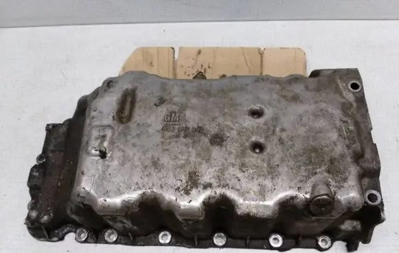 Opel Vectra B Oil sump R90400202 0822680