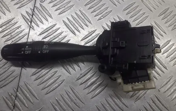 Toyota Corolla E120 E130 Indicator stalk 1736482