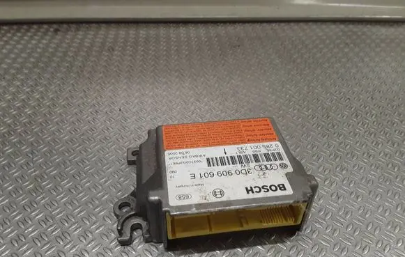 Porsche Cayenne (9PA) Airbag control unit/module 3D0909601E 0285001733