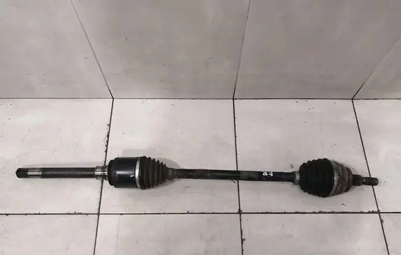 Mercedes-Benz ML AMG W164 Front driveshaft A1643301901