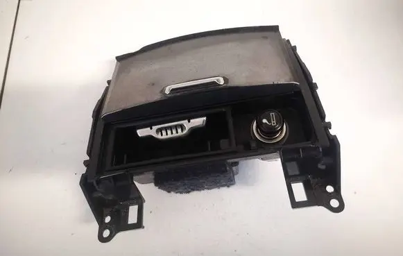 Lexus IS 220D-250-350 Car ashtray 1a421032g 1a421-032g