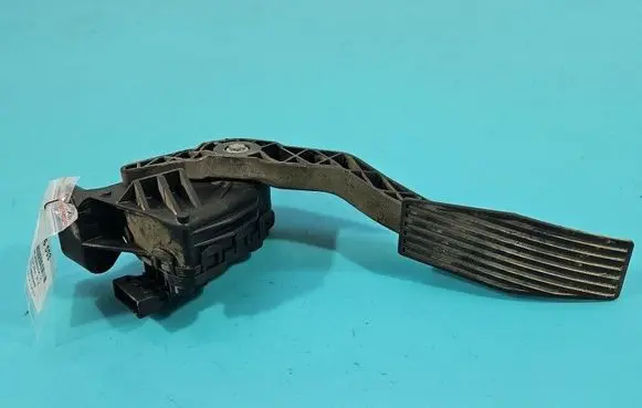 Opel Astra H Accelerator throttle pedal 9157998BK IMPRK1516553