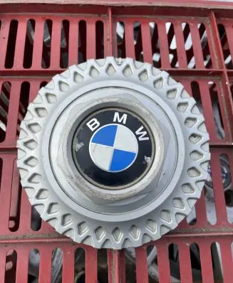 BMW 3 E36 Original wheel cap 36131180777 6137700