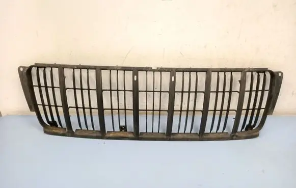 Jeep Grand Cherokee (WJ) Front bumper upper radiator grill 800000002 5GA71TRM