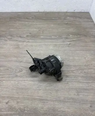 Volkswagen Golf VII Electric auxiliary coolant/water pump 04L965567A 0392024006 5Q0121599BG