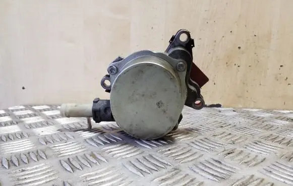 Vacuum pump