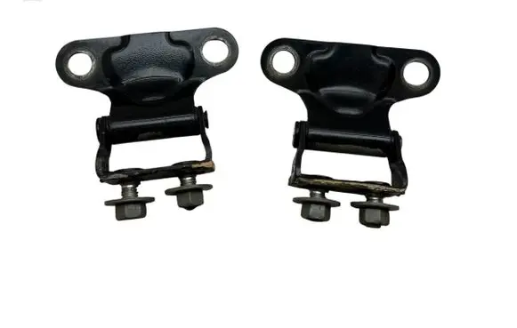 Toyota Avensis T270 Tailgate/trunk/boot hinge 6881005030 6881005040 6881005050