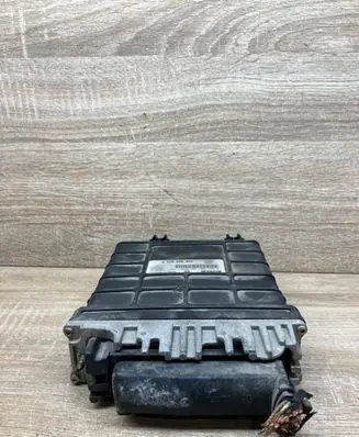 Volkswagen Sharan Engine control unit/module 028906021P 0281001251