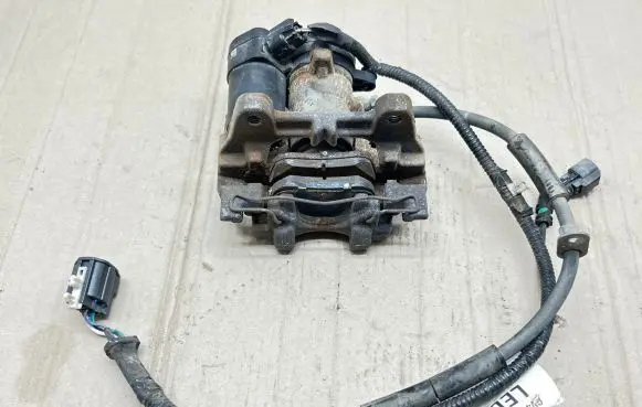 Ford Kuga II Rear brake caliper GV612D251A 074174032221 11628210173
