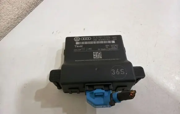 Volkswagen PASSAT B6 Gateway control module 3C0907530Q