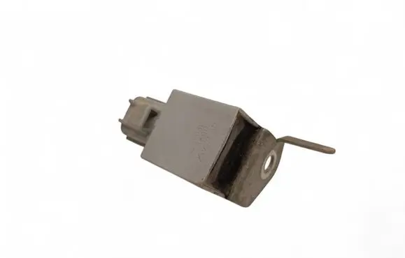 Toyota Avensis T250 Other relay 9008088003