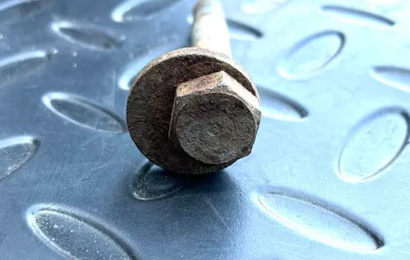 Volvo C70 Rear suspension camber bolt 