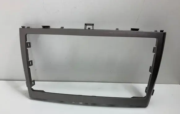 Toyota Avensis T270 Radio/GPS head unit trim 5540505240 5540505261
