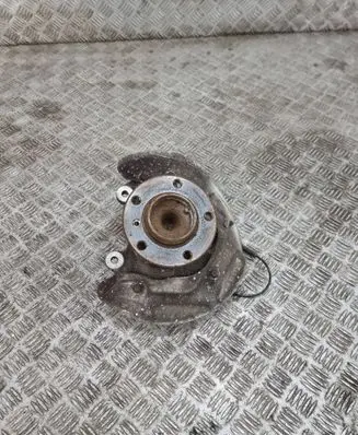 BMW 3 GT F34 Front wheel hub 