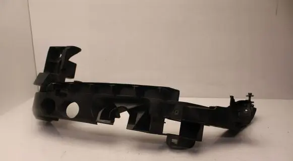 Audi A3 S3 8P Headlight/headlamp mounting bracket 8P0805607