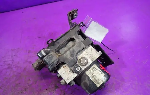 Opel Astra H ABS Pump 