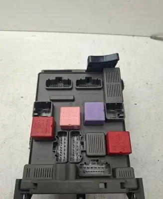Renault Espace - Grand espace IV Fuse module 518856208 8200371614 8200371674c