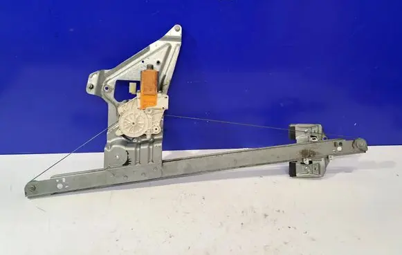Mercedes-Benz Sprinter W906 Front door electric window regulator A9067200046