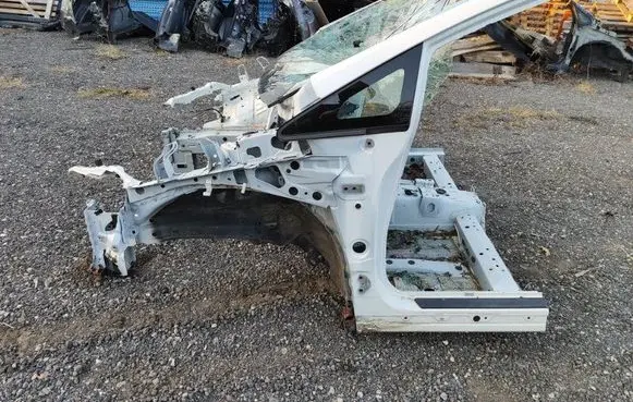 Toyota Prius+ (ZVW40) Front quarter panel 5370247060