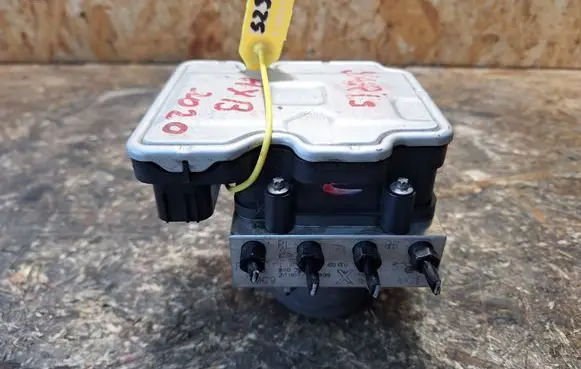 Toyota Yaris XP210 ABS Pump 44540-K0140 0265291674