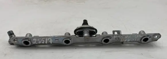 Toyota Sienna XL40 IV Fuel main line pipe