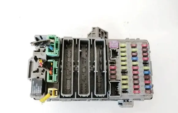 Honda Accord Fuse box set A000011 A-000011